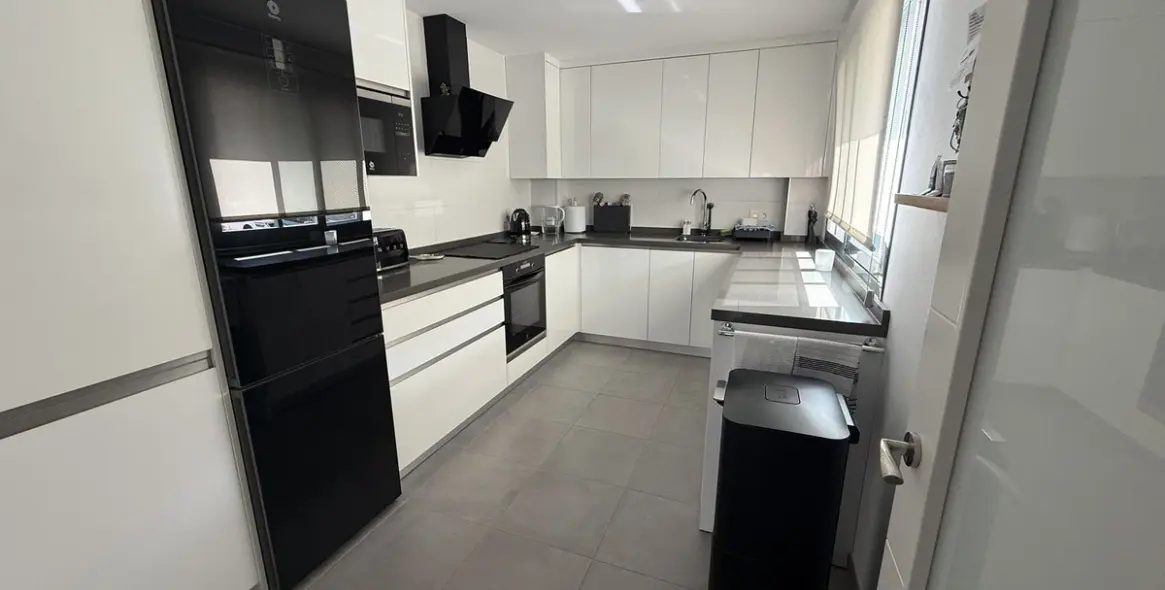 Sale of townhouse in Churriana 11