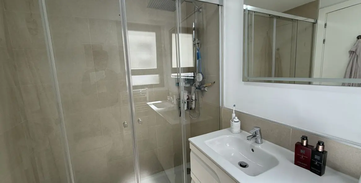 Sale of townhouse in Churriana 19
