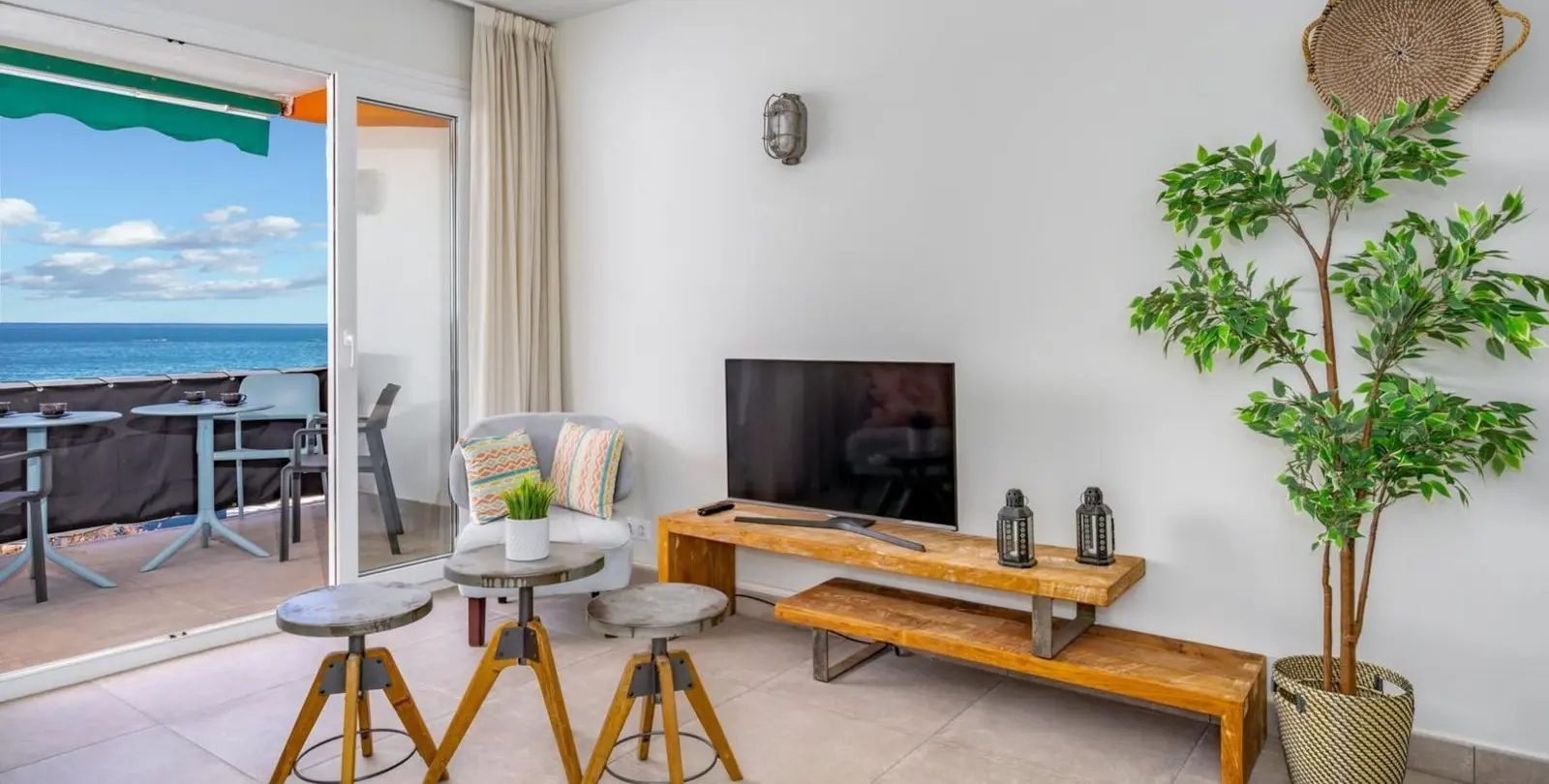 Sale of middle floor apartment in Fuengirola 4