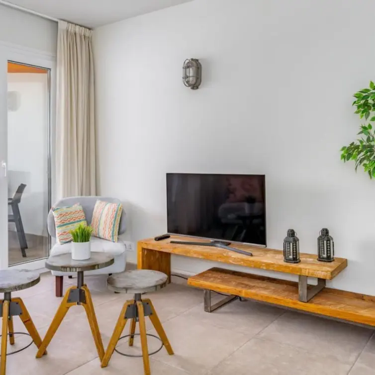 Sale of middle floor apartment in Fuengirola
