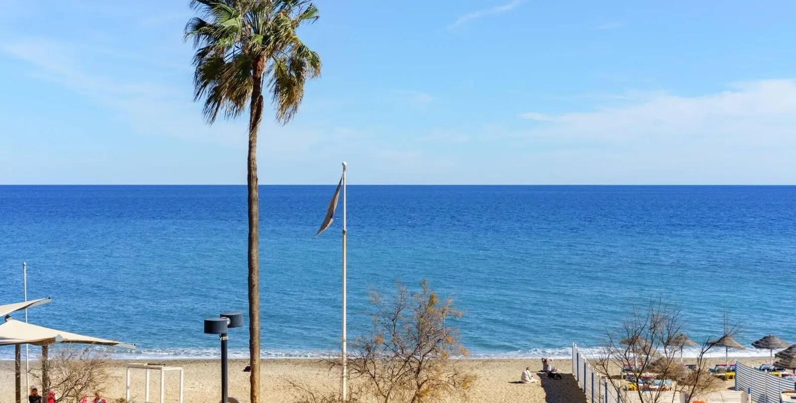 Sale of middle floor apartment in Fuengirola 20