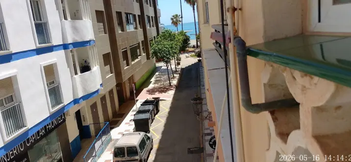Sale of middle floor apartment in Estepona 4