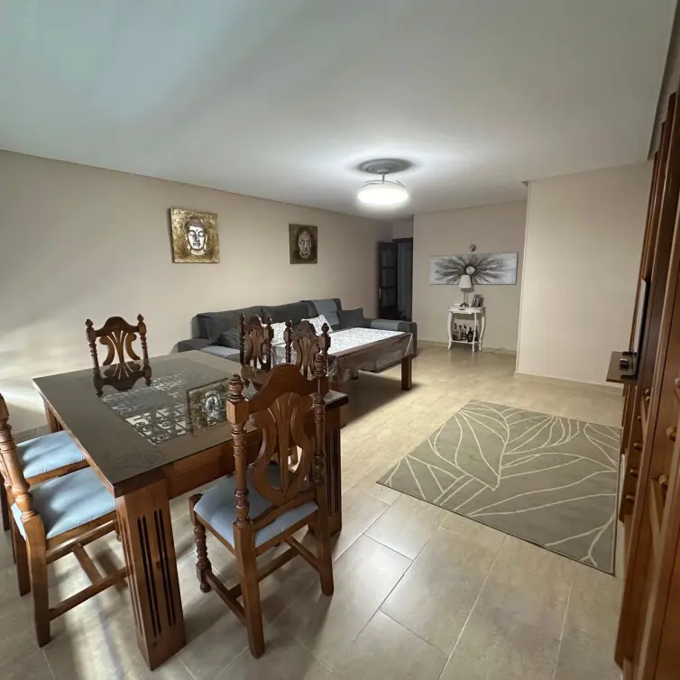 Продажа апартаментов на среднем этаже в Estepona