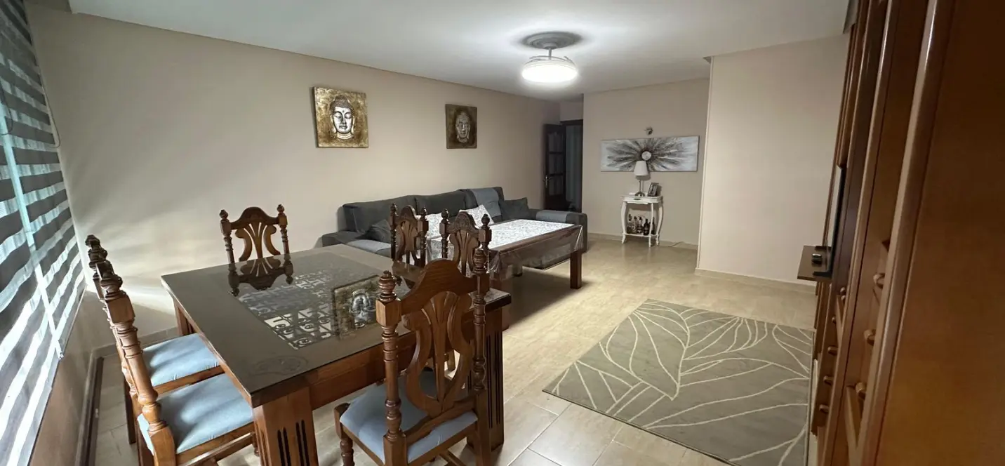 Продажа апартаментов на среднем этаже в Estepona 1