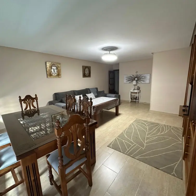Продажа апартаментов на среднем этаже в Estepona