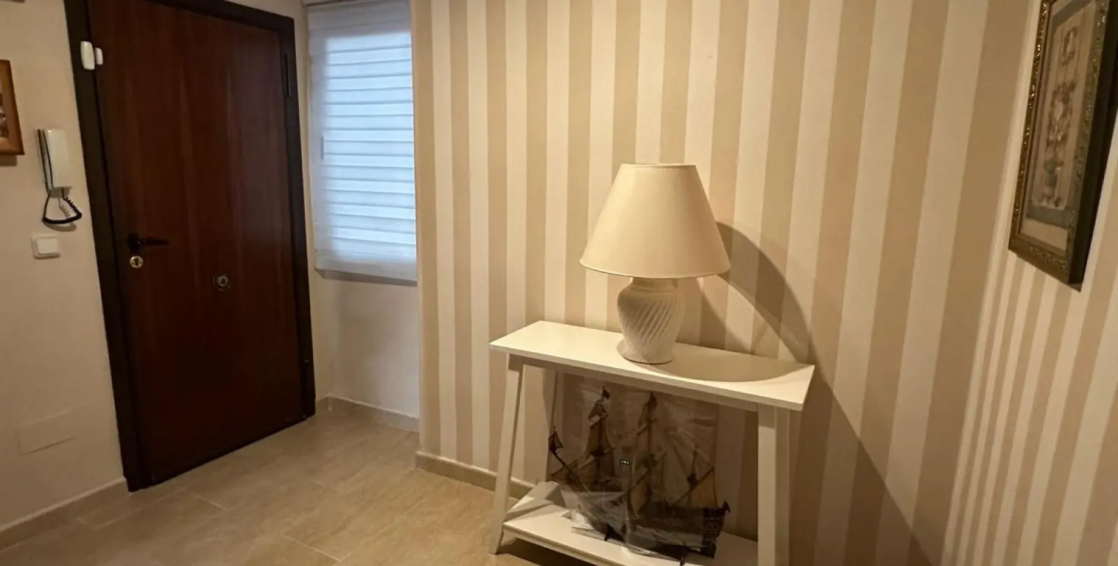 Sale of middle floor apartment in Estepona 13