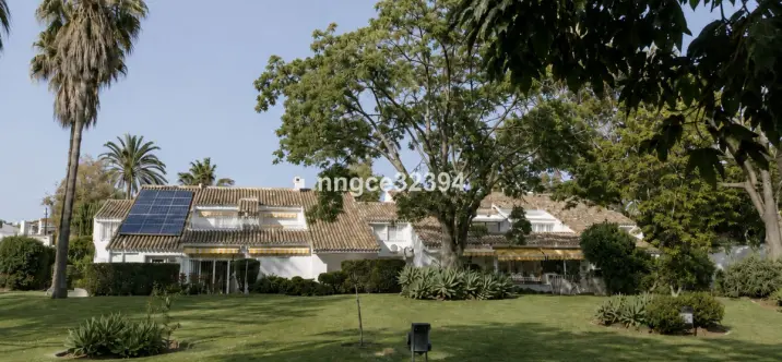 Продажа таунхауса в Nueva Andalucía 4