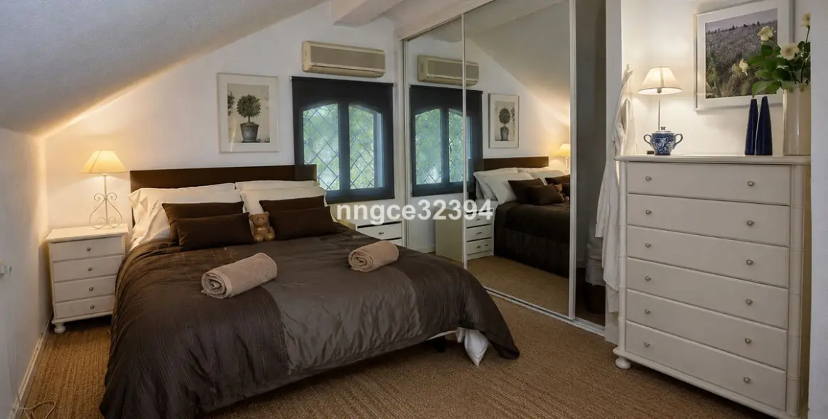 Sale of townhouse in Nueva Andalucía 20