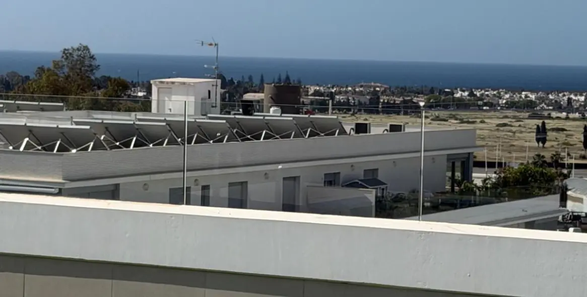 Продажа апартаментов на среднем этаже в Nueva Andalucía 32