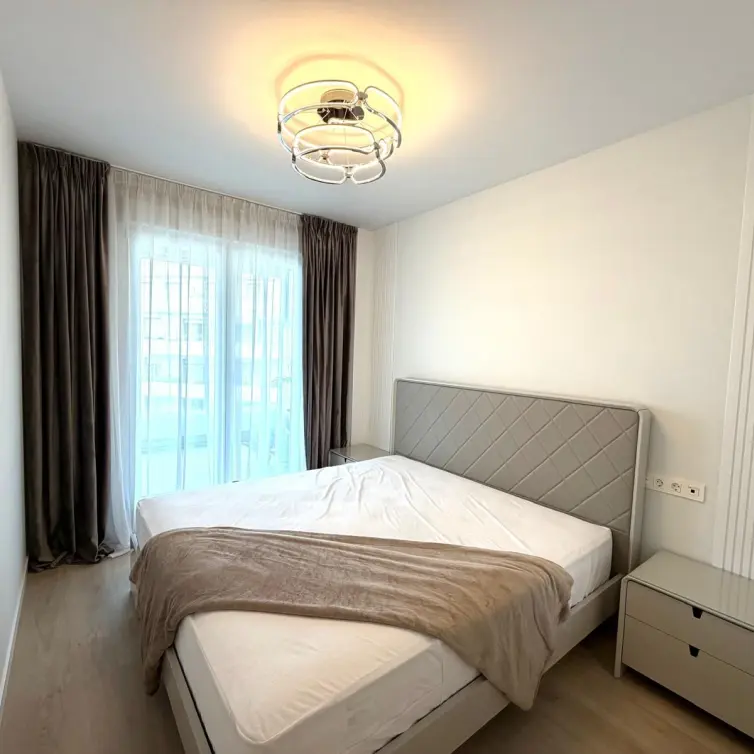 Sale of middle floor apartment in Nueva Andalucía