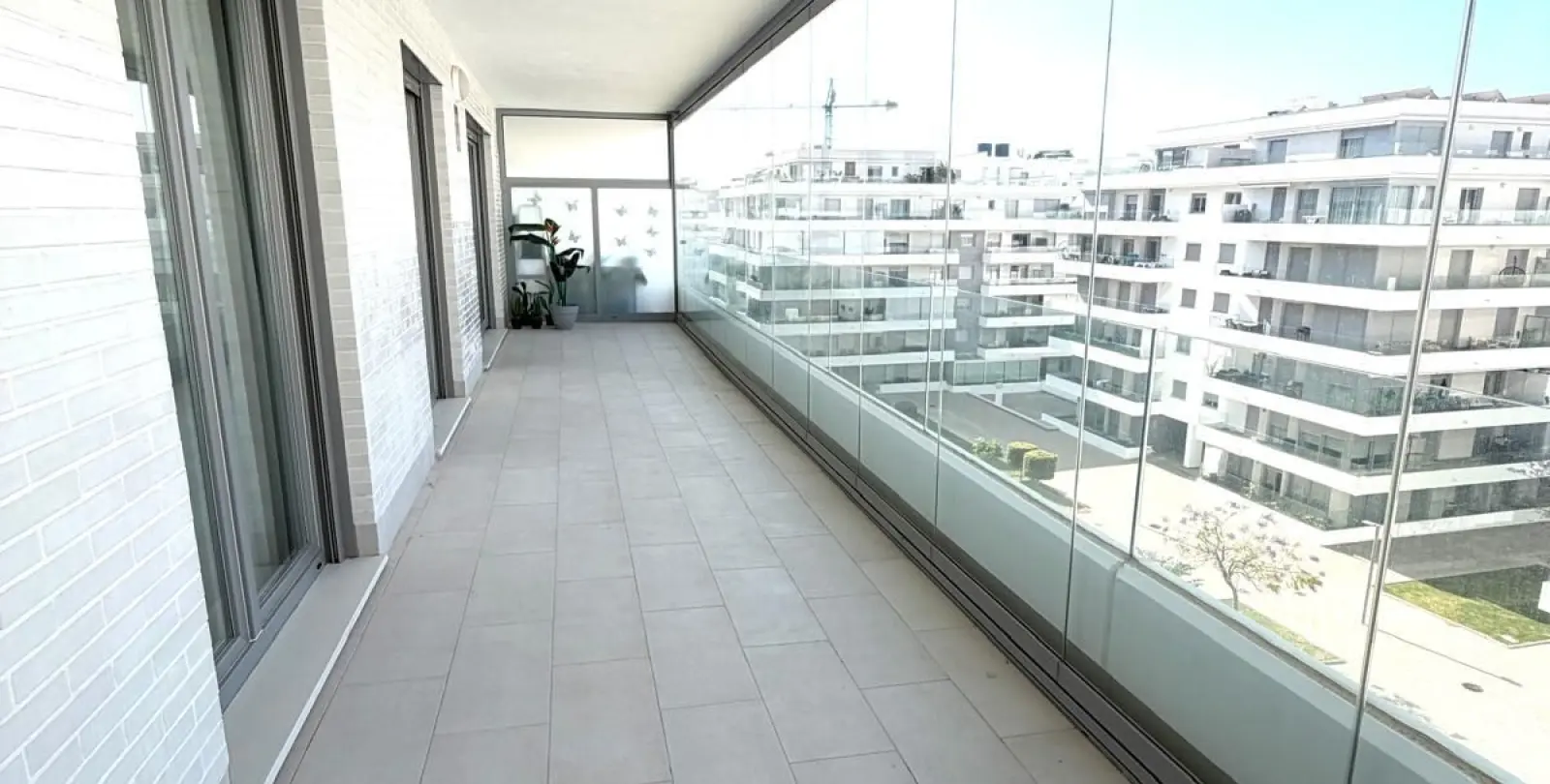 Sale of middle floor apartment in Nueva Andalucía 12