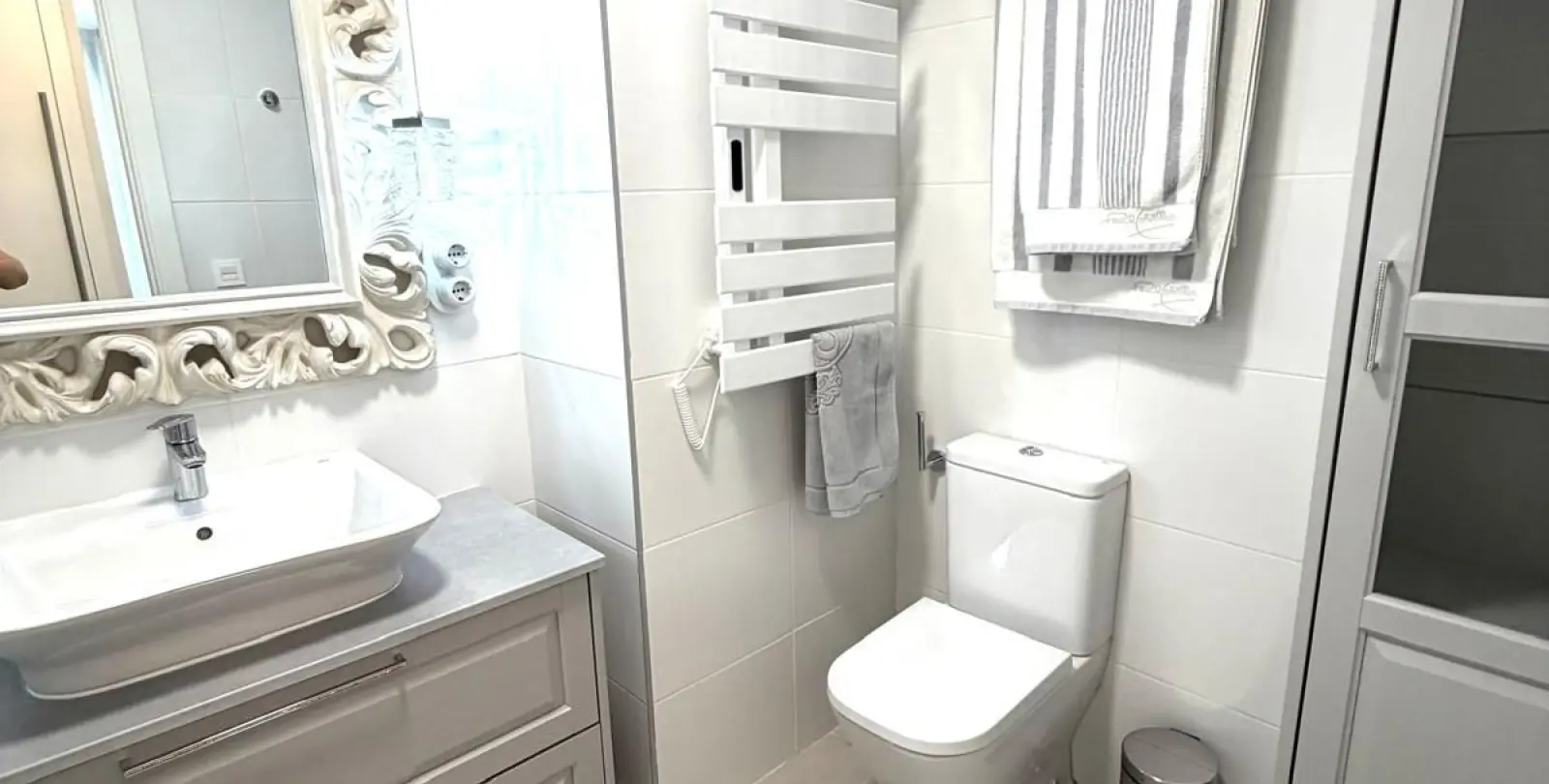 Sale of middle floor apartment in Nueva Andalucía 24