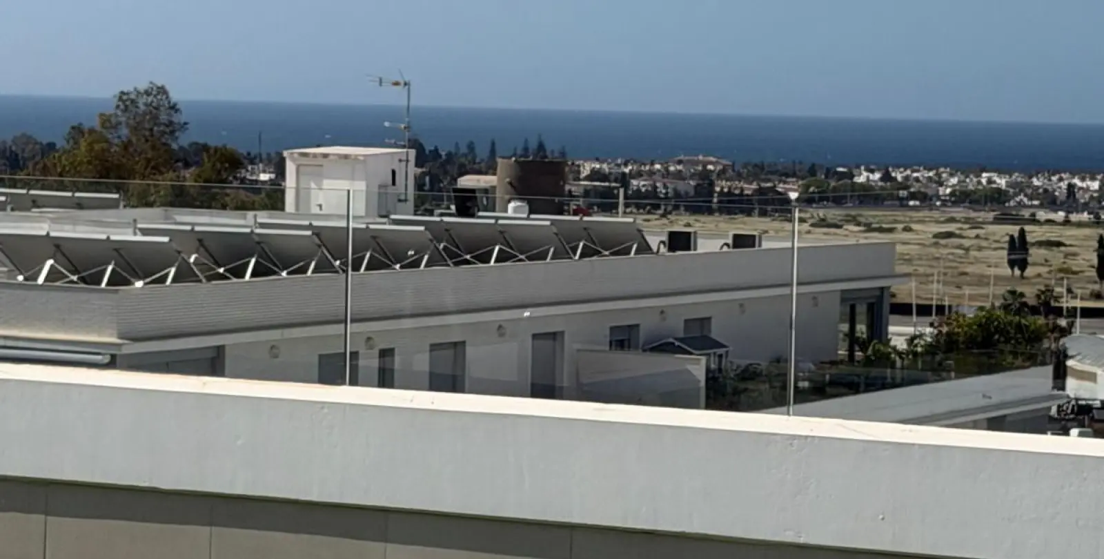 Sale of middle floor apartment in Nueva Andalucía 30