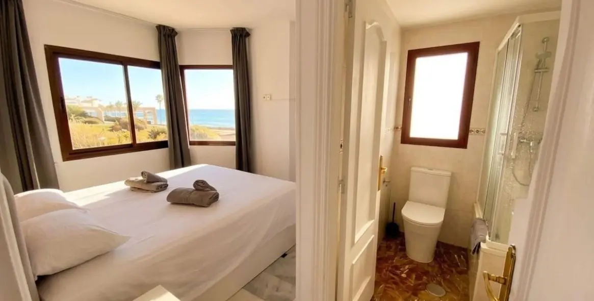 Sale of ground floor apartment in Riviera del Sol 6