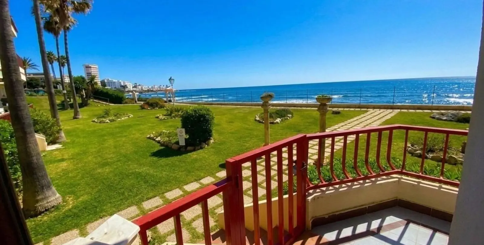 Venta de apartamento en planta baja en Riviera del Sol 32