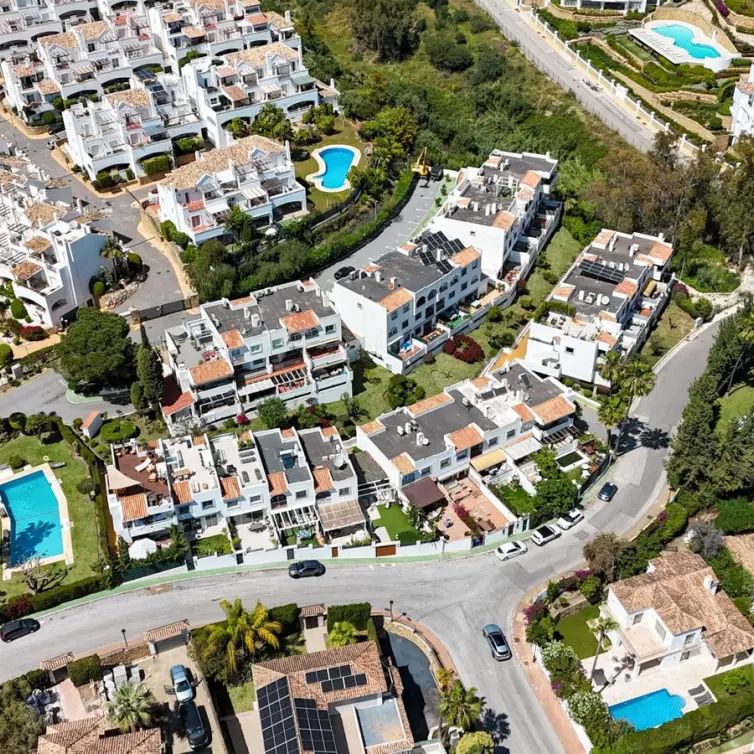 Sale of townhouse in Nueva Andalucía