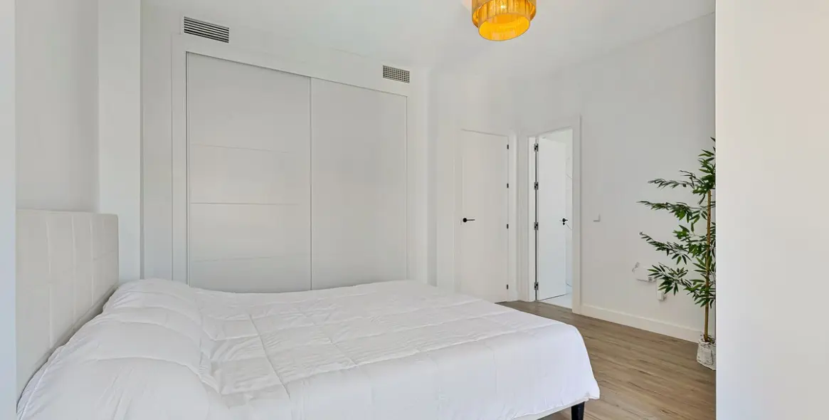 Sale of townhouse in Casares Playa 8