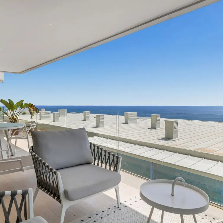 Продажа апартаментов на среднем этаже в Fuengirola