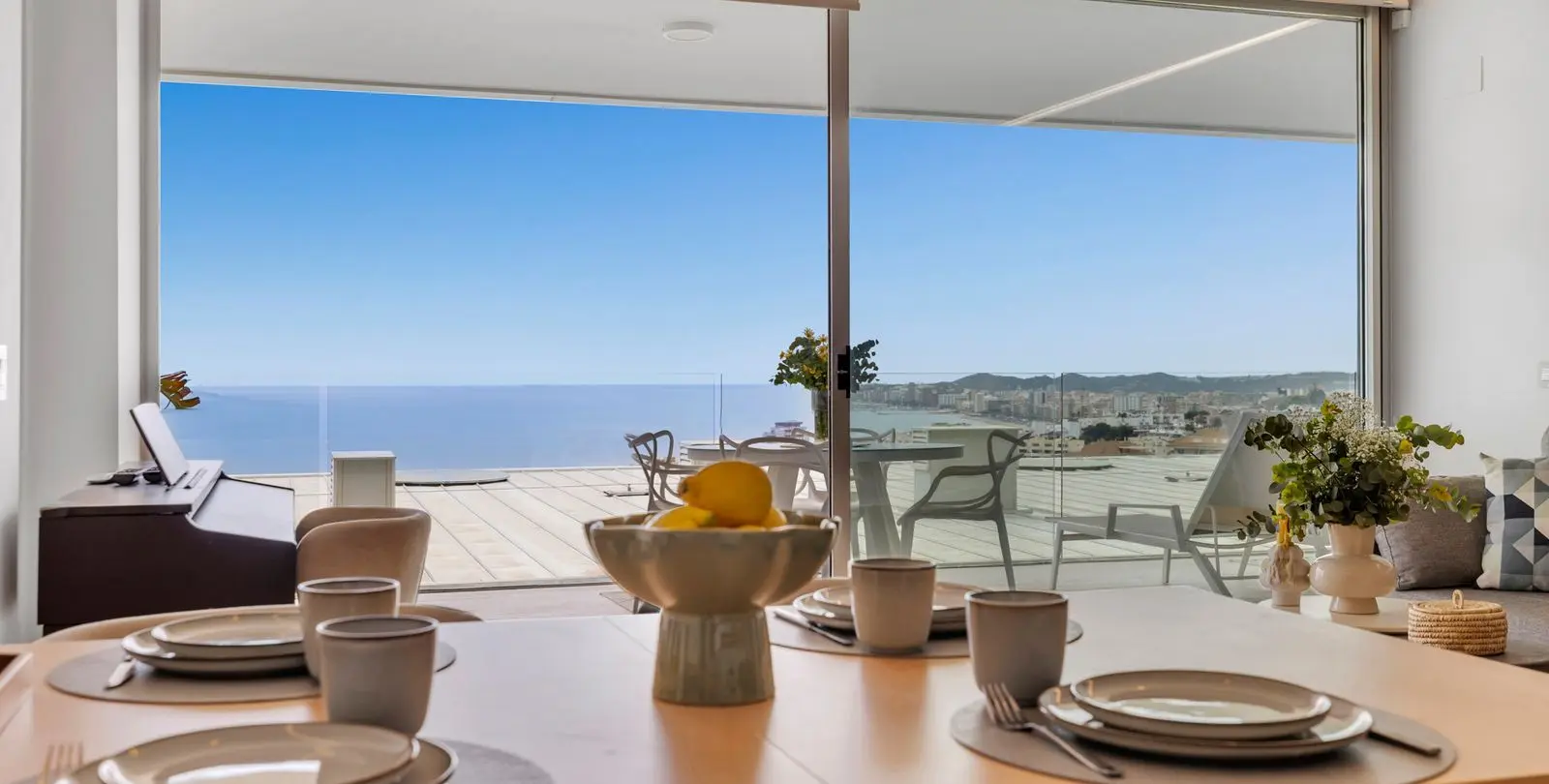 Продажа апартаментов на среднем этаже в Fuengirola 13
