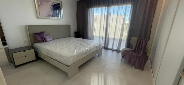 Sale of middle floor apartment in Atalaya 2