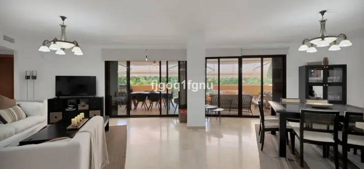 Venta de apartamento en planta baja en Costalita 1