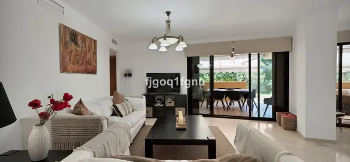 Venta de apartamento en planta baja en Costalita 3