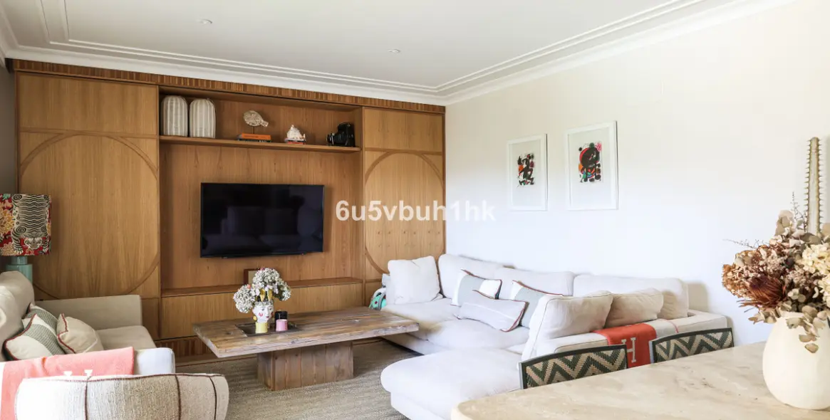 Sale of ground floor apartment in Malaga - Centro 12