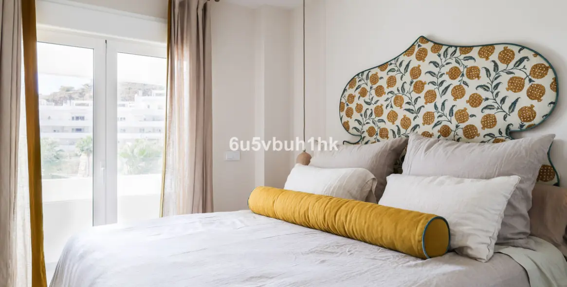 Sale of ground floor apartment in Malaga - Centro 14