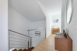 Image 4 thumb