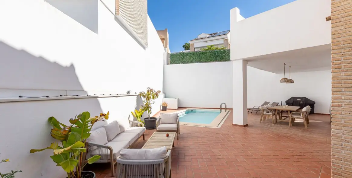 Venta de villa independiente en Torremuelle 25