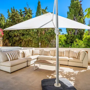 Sale of semi-detached house in Marbella