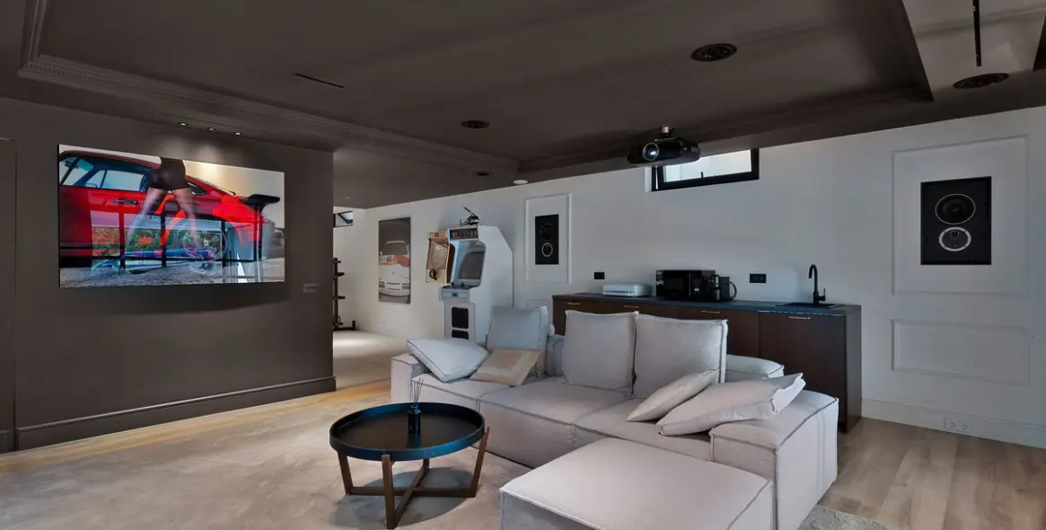 Sale of semi-detached house in Marbella 39