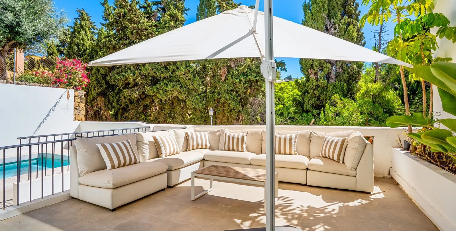 Venta de casa pareada en Marbella 2