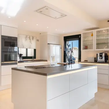 Sale of penthouse duplex in Benahavís