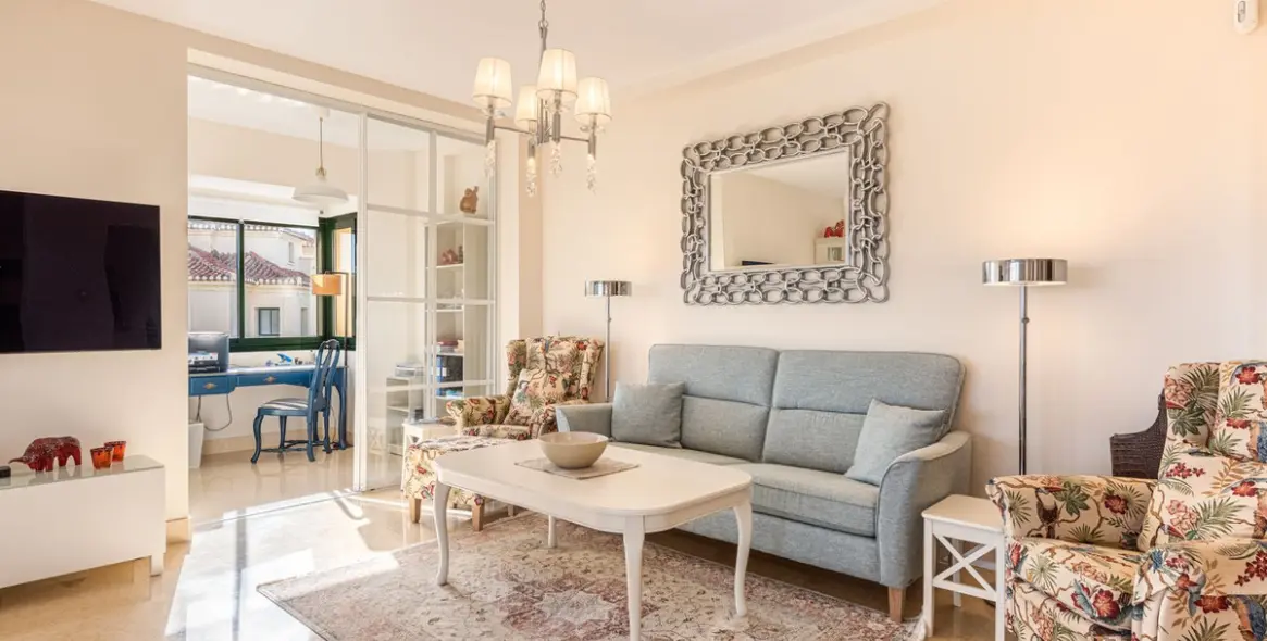 Sale of penthouse duplex in Benahavís 17