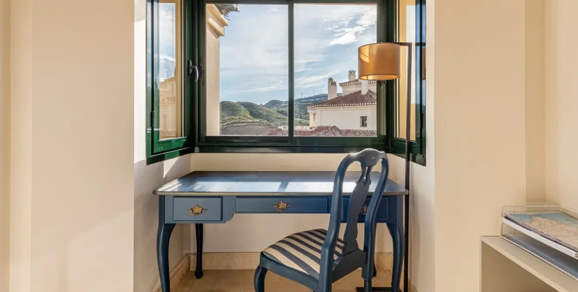 Sale of penthouse duplex in Benahavís 18