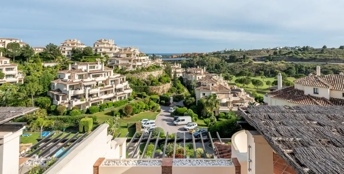 Sale of penthouse duplex in Benahavís 27