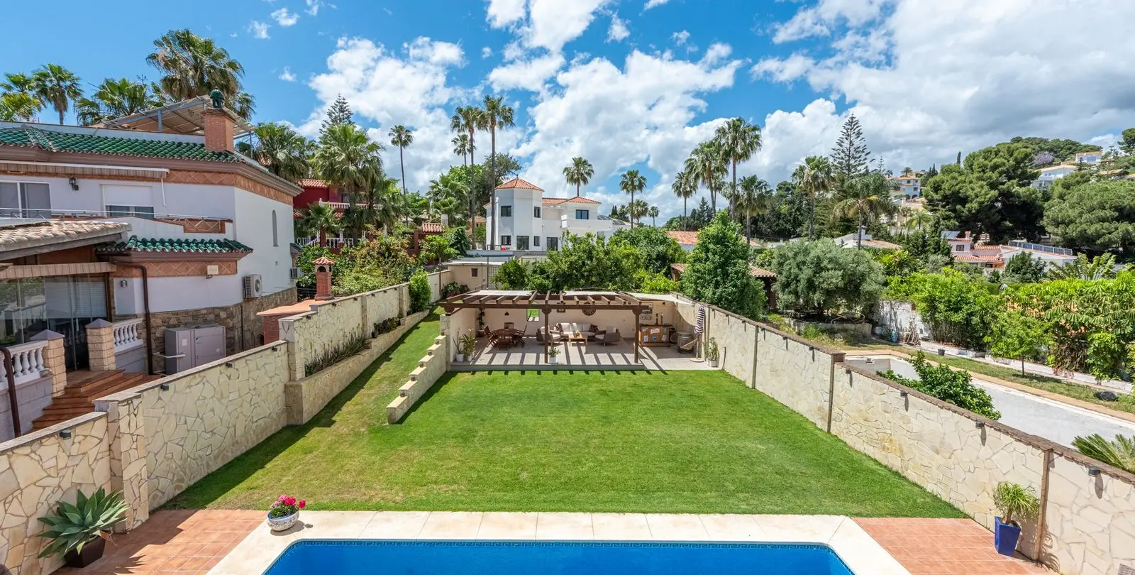 Venta de villa independiente en Sierrezuela 3