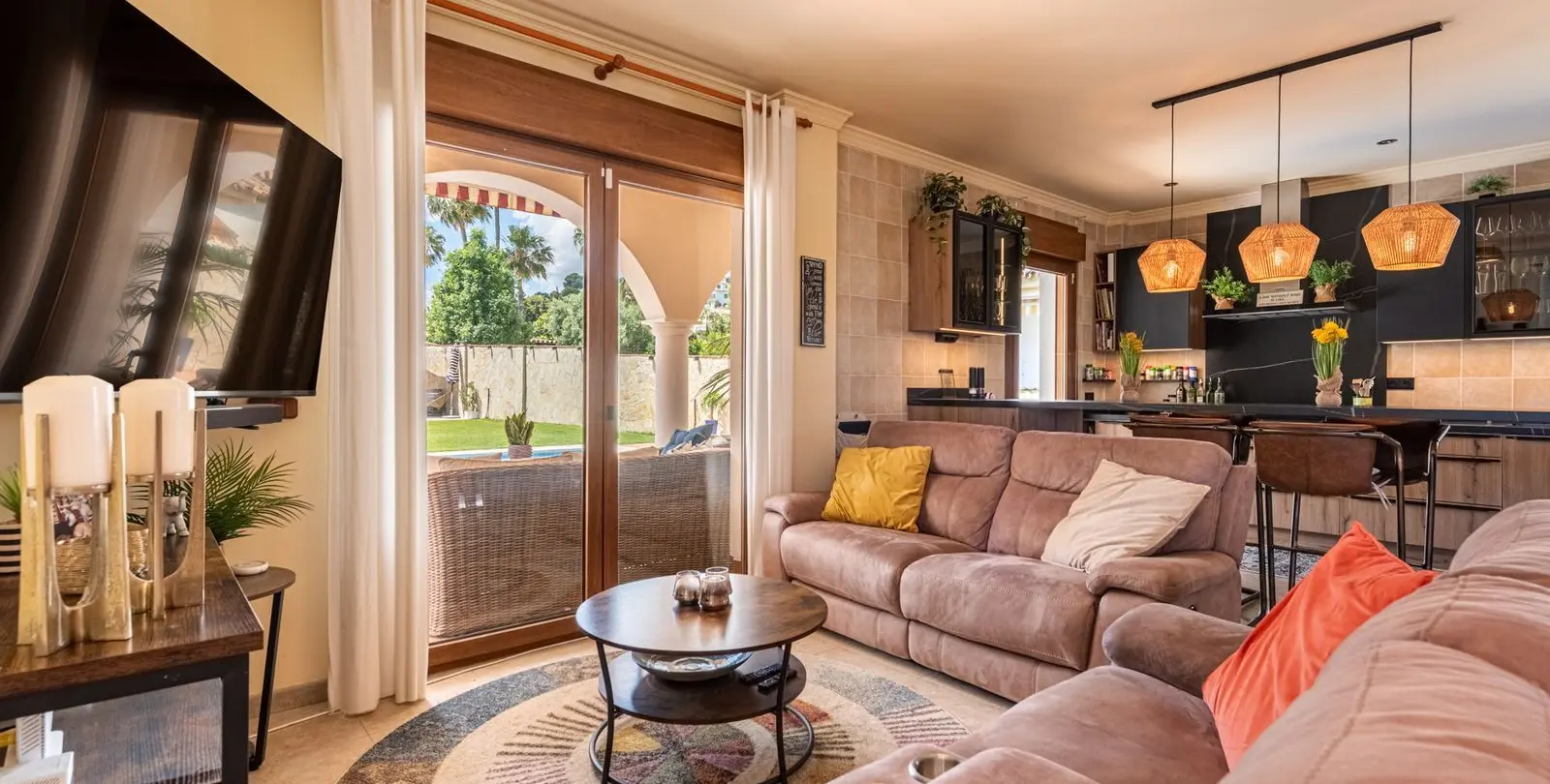 Venta de villa independiente en Sierrezuela 5