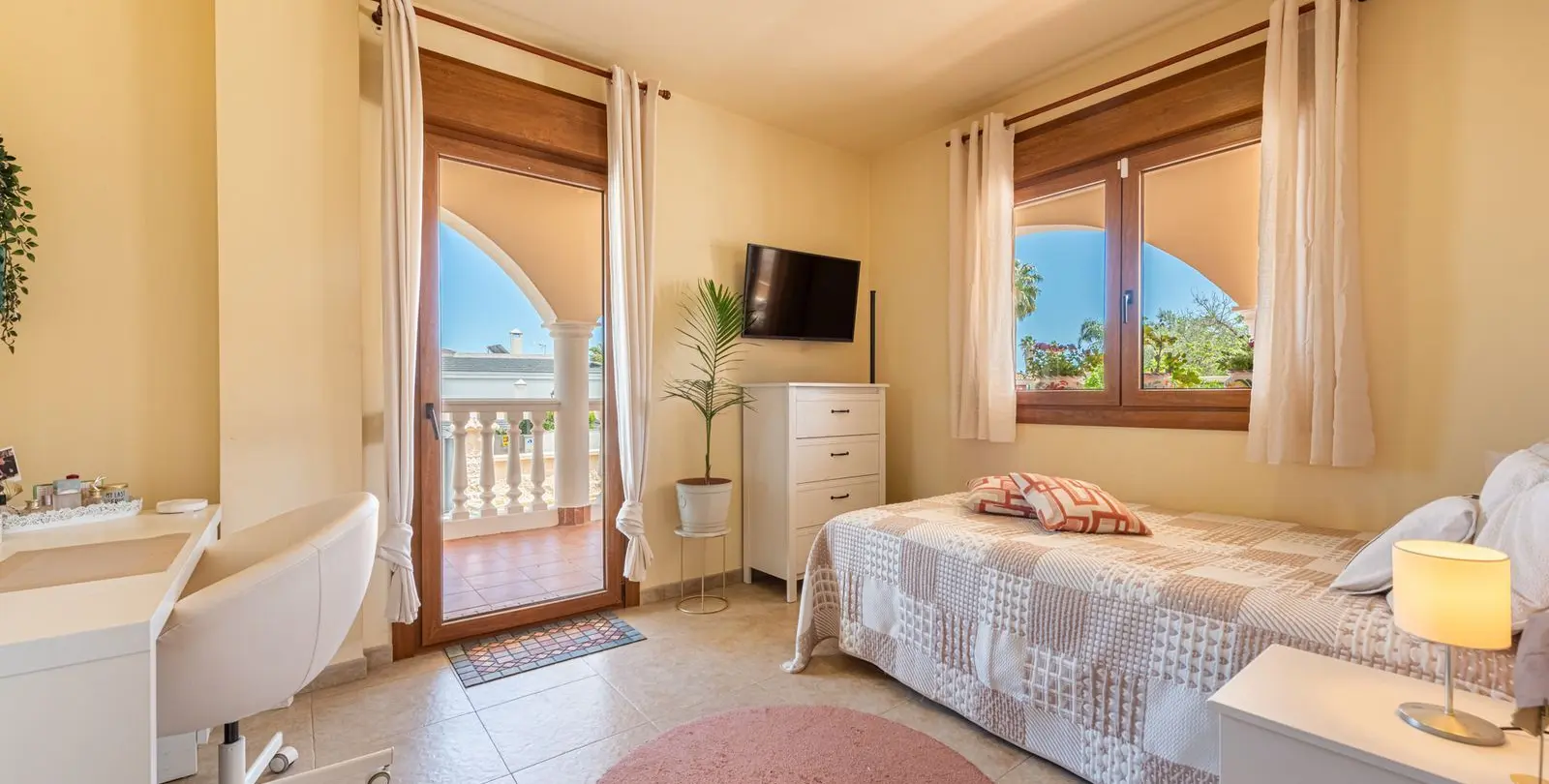 Venta de villa independiente en Sierrezuela 8