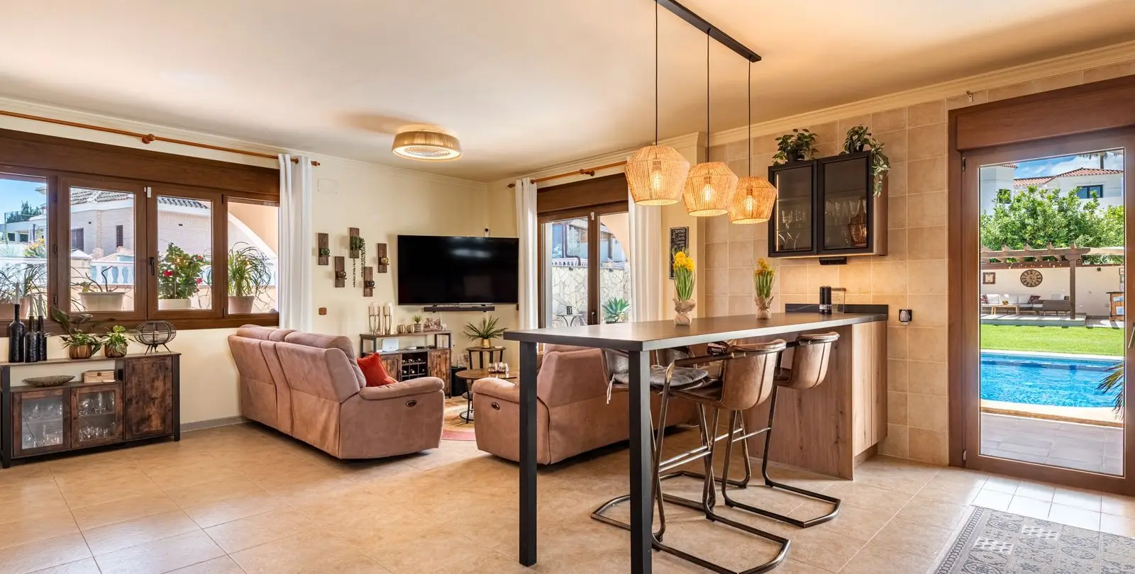 Venta de villa independiente en Sierrezuela 14