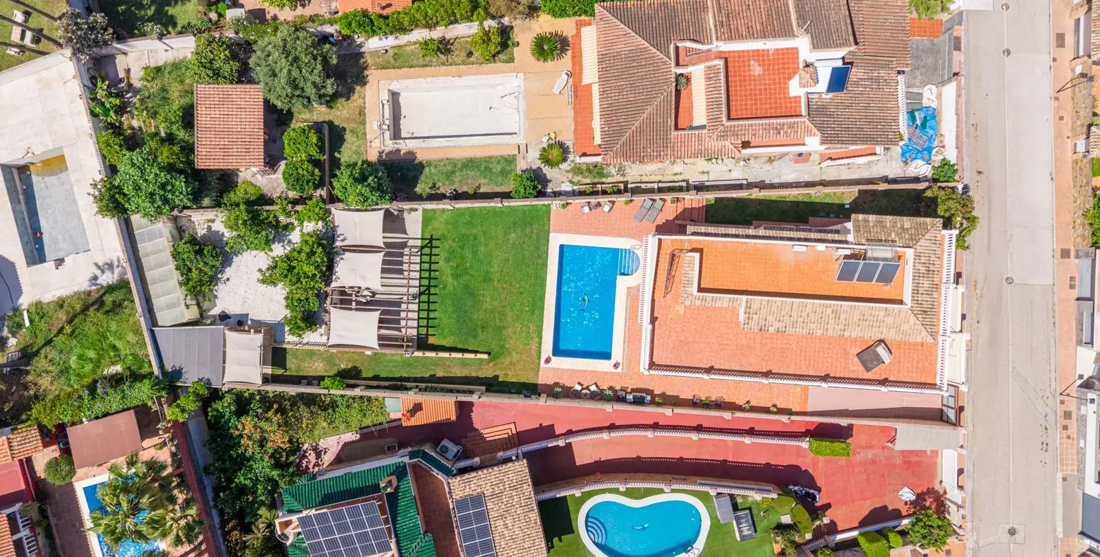 Venta de villa independiente en Sierrezuela 31