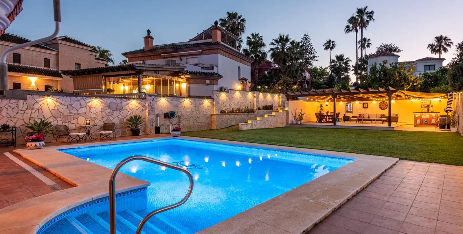 Venta de villa independiente en Sierrezuela 36