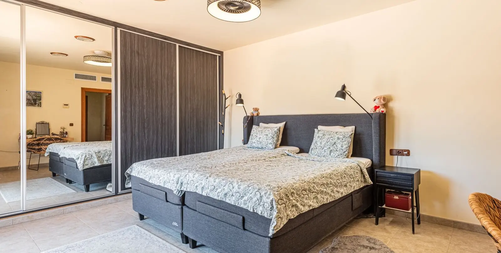 Venta de villa independiente en Sierrezuela 47