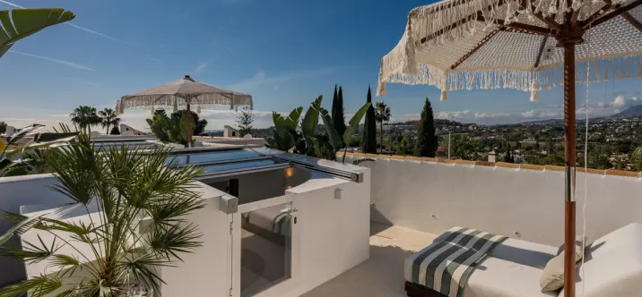 Sale of townhouse in Nueva Andalucía 0