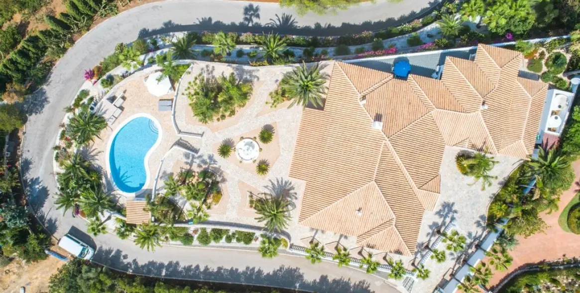 Sale of detached villa in Valtocado 7