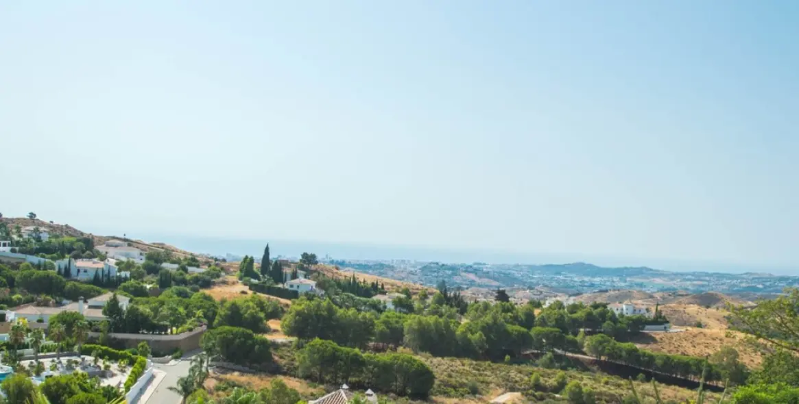 Sale of detached villa in Valtocado 24