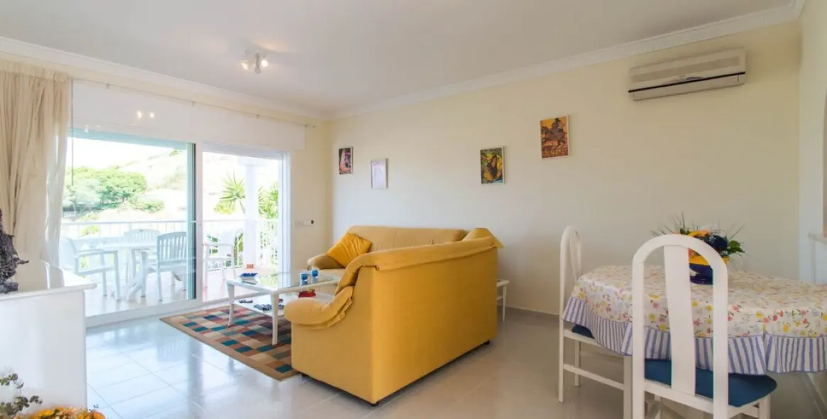Sale of detached villa in Valtocado 39