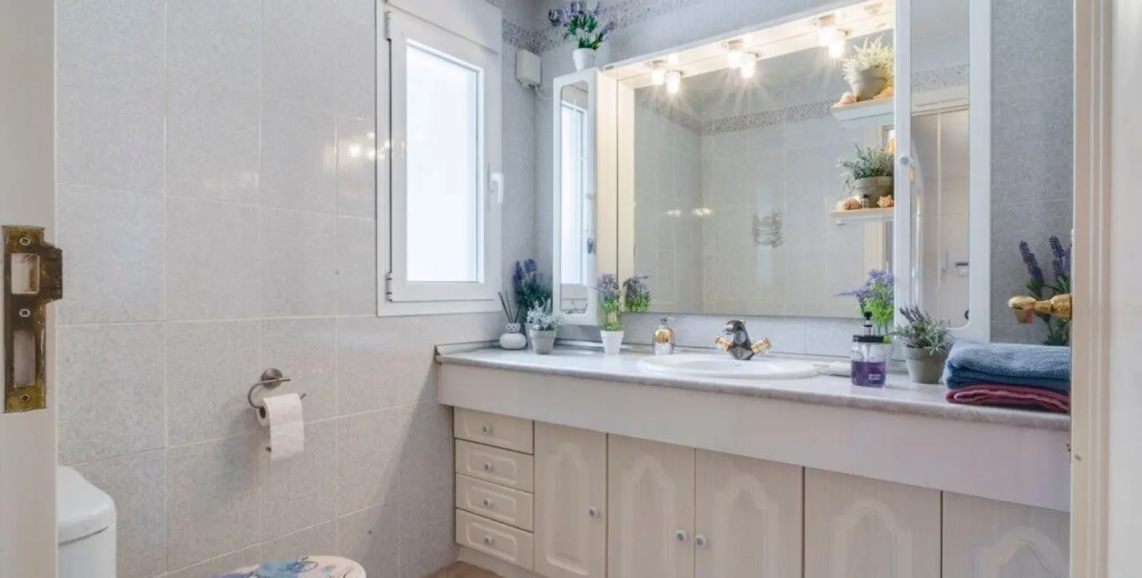 Sale of detached villa in Valtocado 9