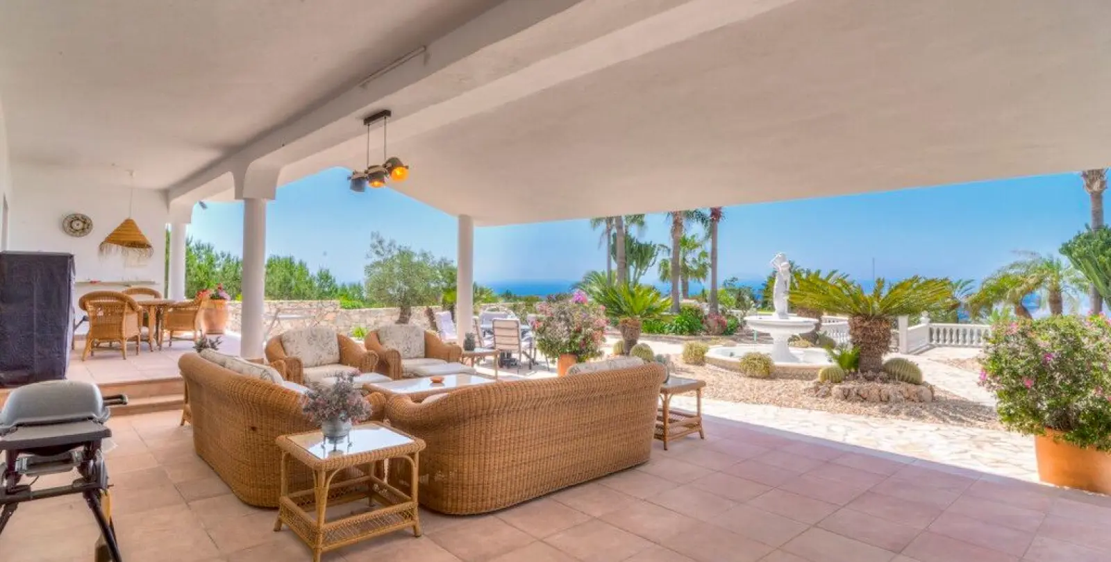 Sale of detached villa in Valtocado 20